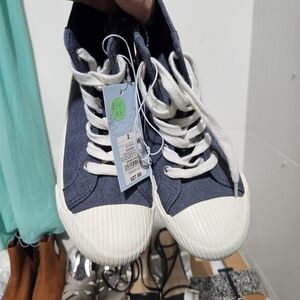Kids Cat & Jack Navy Blue High-Top Sneakers with White Accents Size 2